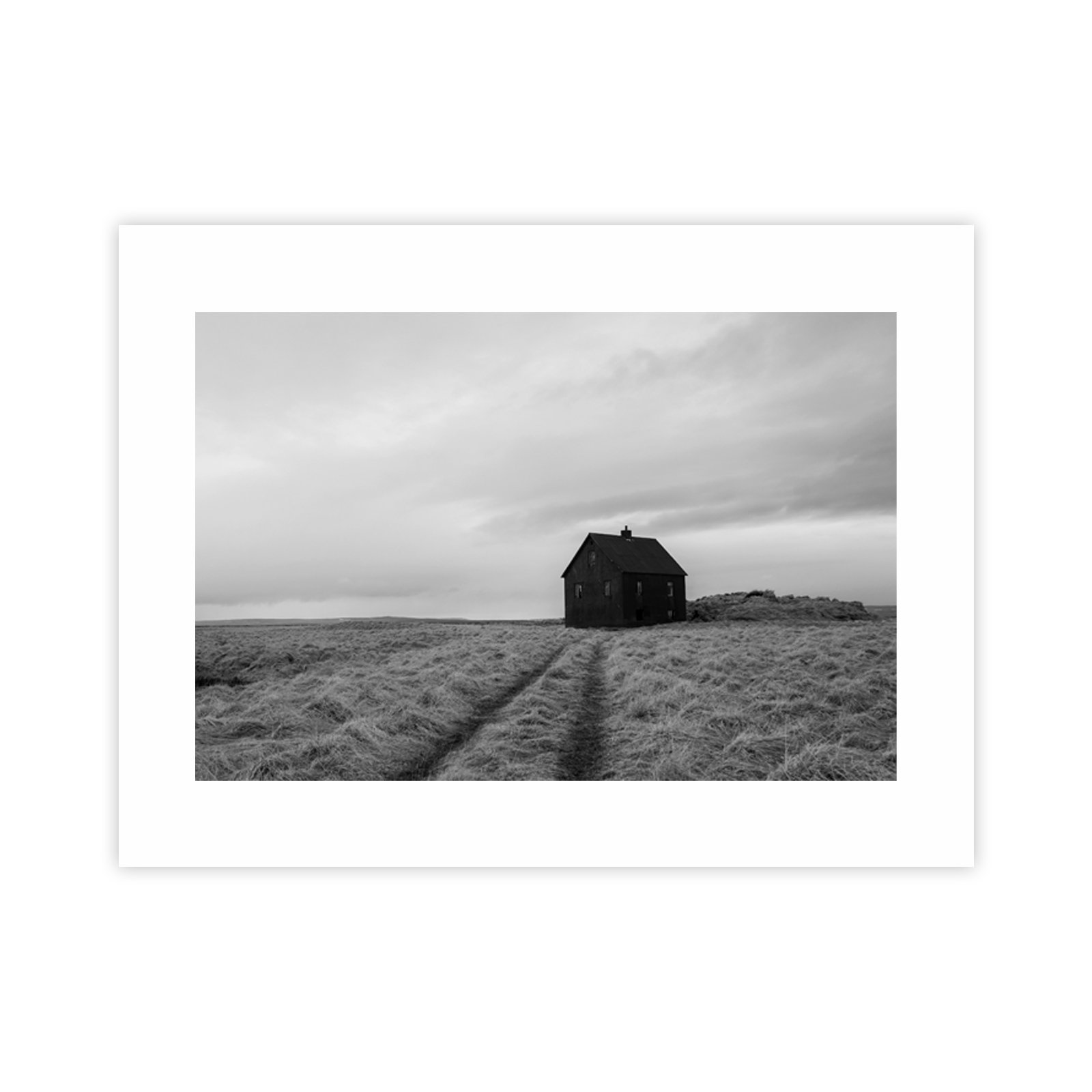 fotografia casita de islandia en blanco y negro
